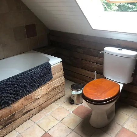 Tatil Evi Rustic Forest House, Barbizon