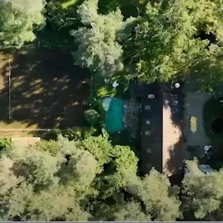 Tatil Evi Rustic Forest House, Barbizon